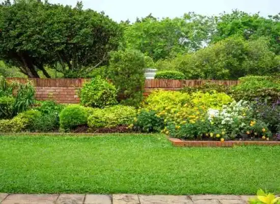 landscaping services Lincoln